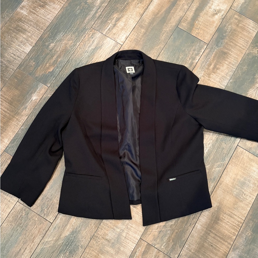 Anne Klein Classic Black Blazer - Picture 2 of 4